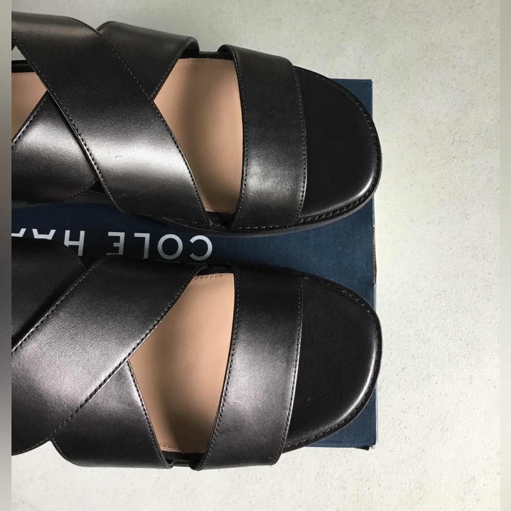 COLE HAAN - Picture 4 of 16